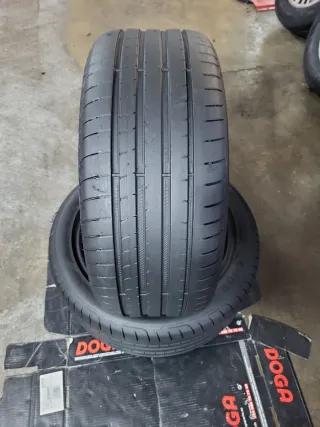 2 Neumáticos 235/45 R17 Goodyear 