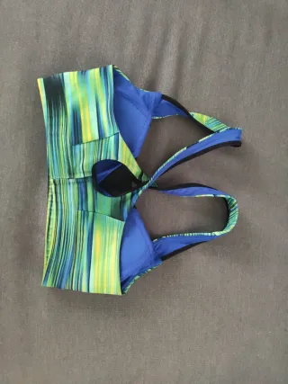 Top deportivo Adidas Talla XS