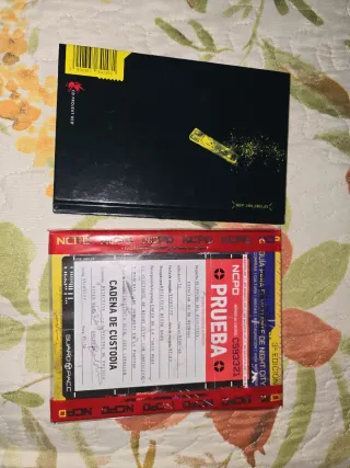 2 Libretos Cyberpunk  PS4 Edición Especial
