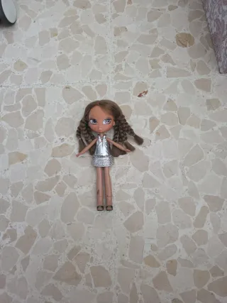 Muñeca Bratz Plata
