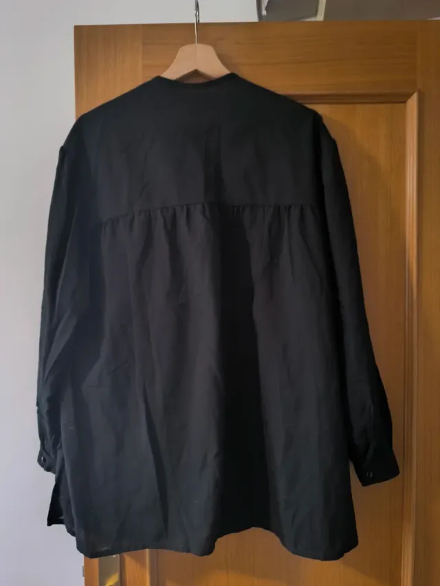 Blusón Negro Fallera T.44-46. Bolsillo interior