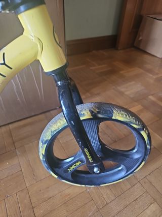 Bicicleta niño sin pedales amarilla