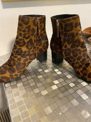 Botines Uterqüe Animal Print Tacón