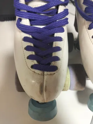 Pattini Edea Rondo 225 bianchi con lacci viola