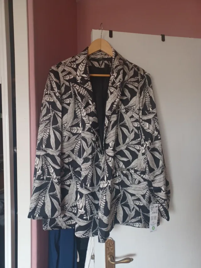 Americana estampada talla 46