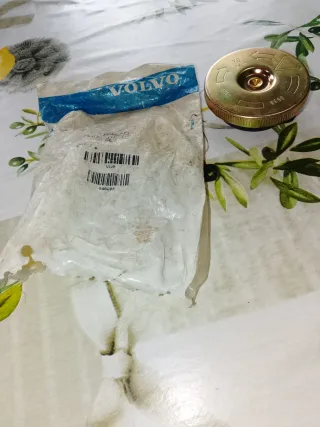 Tapa Aceite/Radiador Volvo