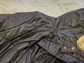 Plumas negro DERHY T 40.
URGE por gastos médicos.
