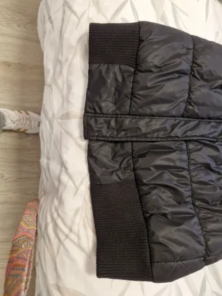 Plumas negro DERHY T 40.
URGE por gastos médicos.