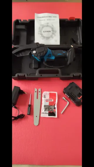 Mini motosierra eléctrica 21V