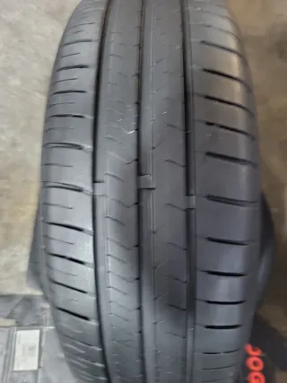 2 Neumáticos  215/65 R15 Maxxis 