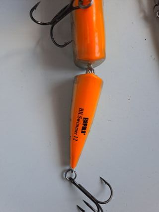 Señuelos de pesca articulados