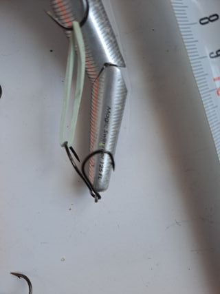 Señuelos de pesca articulados