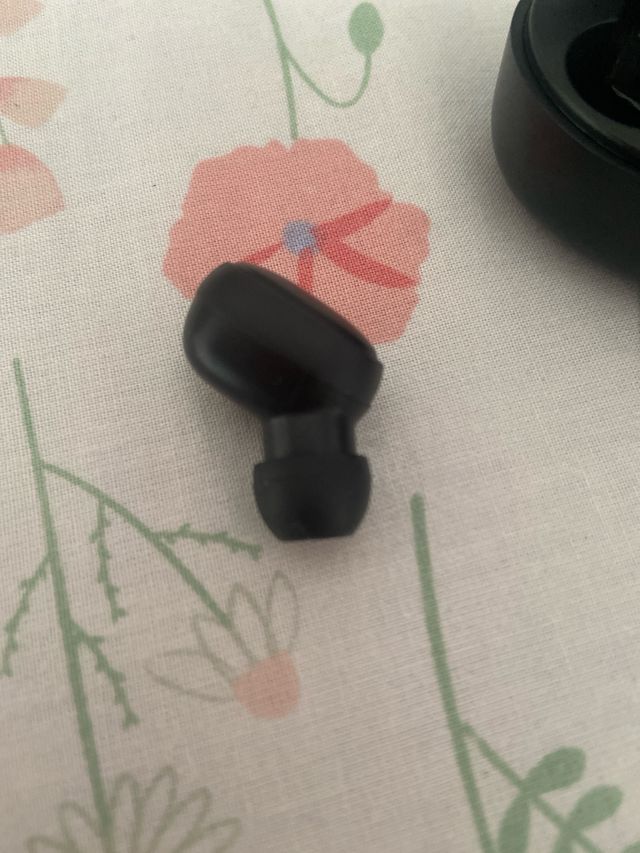 Auriculares inalámbricos negros