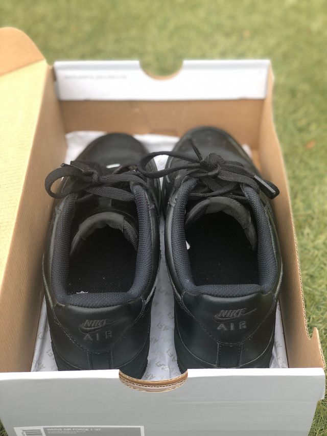 Nike Air Force 1 Tamanho 40 Preto