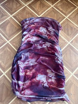 Vestido negro largo con abertura