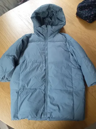 Parka de plumas para niña gris  6-7 años
120 cm