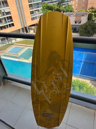 Tabla Wakeboard Liquid Force
