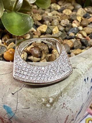 Anillo chapado en Plata con Circonitas 