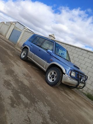 Suzuki Vitara 1900