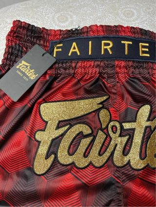 Short Fairtex Red Jubilee talla M (original)