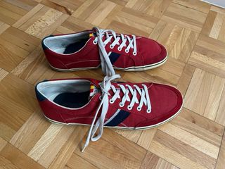 Zapatillas rojas talla 43