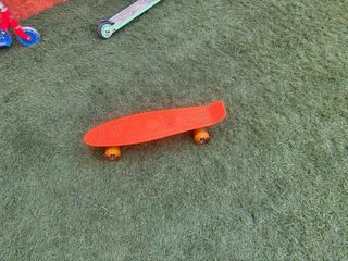 Patín naranja para niños