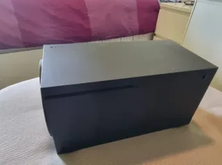 Xbox Series X con scatola e cavi originali
