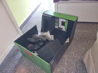 Xbox Series X con scatola e cavi originali