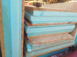 Panel Sandwich poliestireno con dos capas de mader