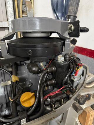 Motor fueraborda Honda 6CV (4 tiempos) – Perfecto