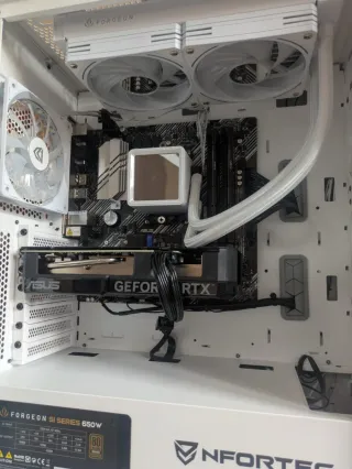 Ordenador PcCom Ready RGB Blanco