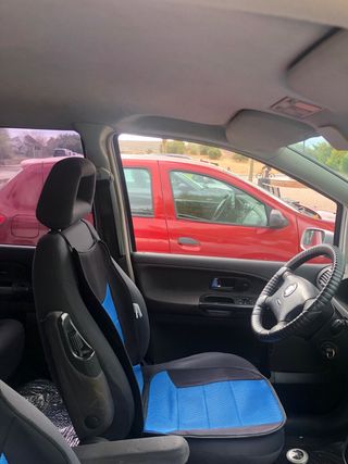 SEAT Alhambra 1,9tdi 115cv