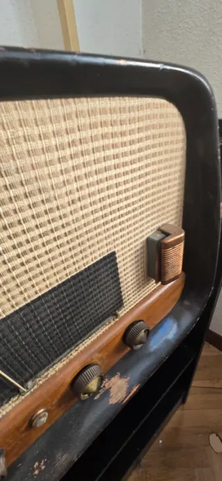 Radio Antigua Vintage de Válvulas