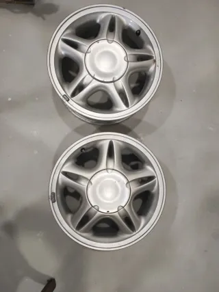 2 Llantas Renault R 15