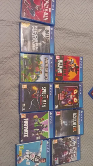 Lote Juegos PS4: Spiderman, Minecraft, FIFA 19