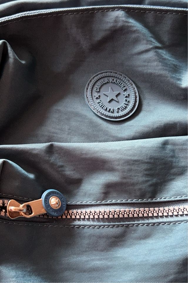 Mochila azul pequeña