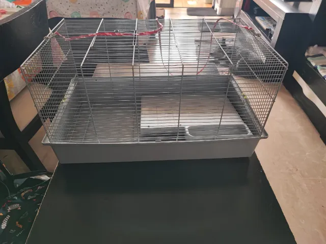 Jaula transporte mascotas gris y blanco