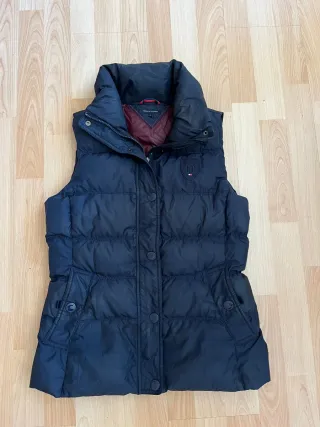 Chaleco Tommy Hilfiger azul oscuro