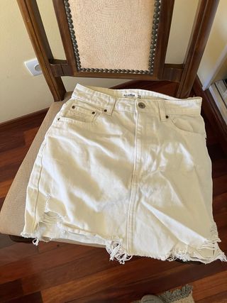 Falda vaquera blanca Pull&Bear
