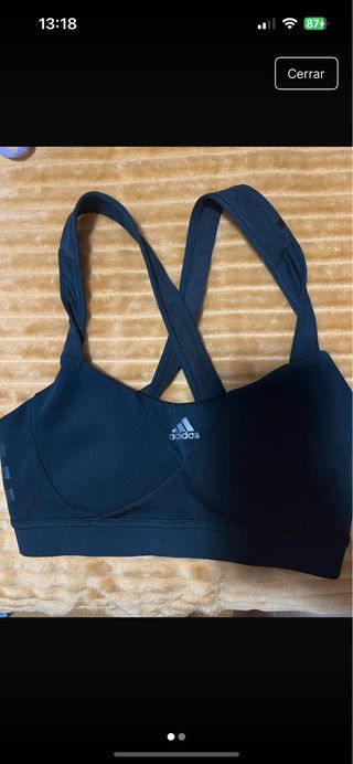 Top deportivo Adidas negro