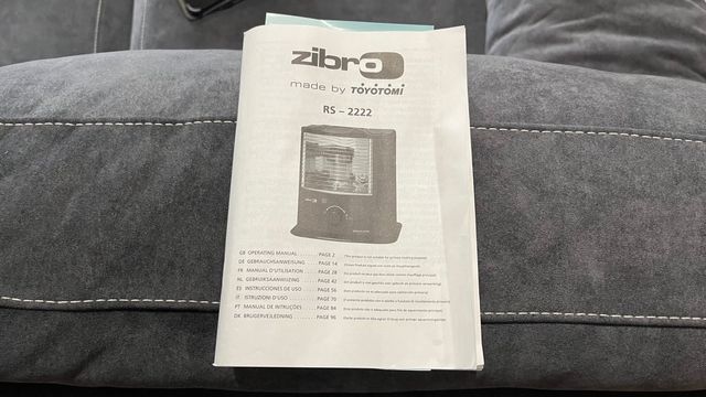 Estufa de Parafina Zibro Negra