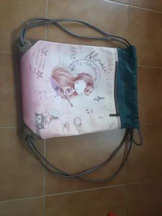 Mochila juvenil diseño musical