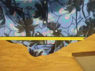 Camisa manga corta Rip Curl palmeras