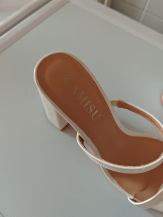 Sandali bianchi con tacco donna