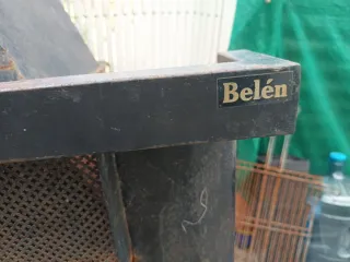 Cocina de leña de hierro con puertas