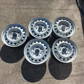 5 Llantas de acero Mitsubishi Montero