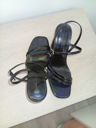 Sandalias tacón negras