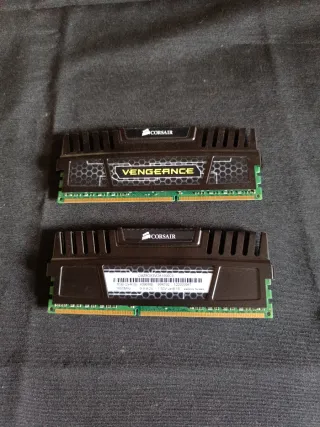 Corsair Vengeance 2x4GB RAM