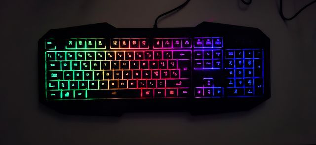 Tastiera Gaming Trust Multicolor
