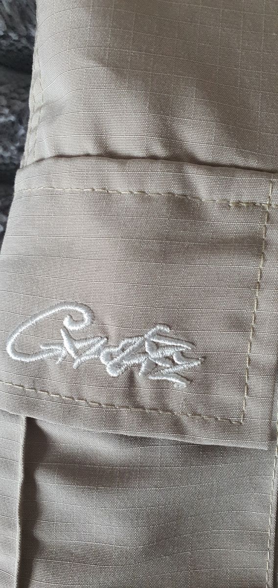 Pantalones cortos Corteiz beige